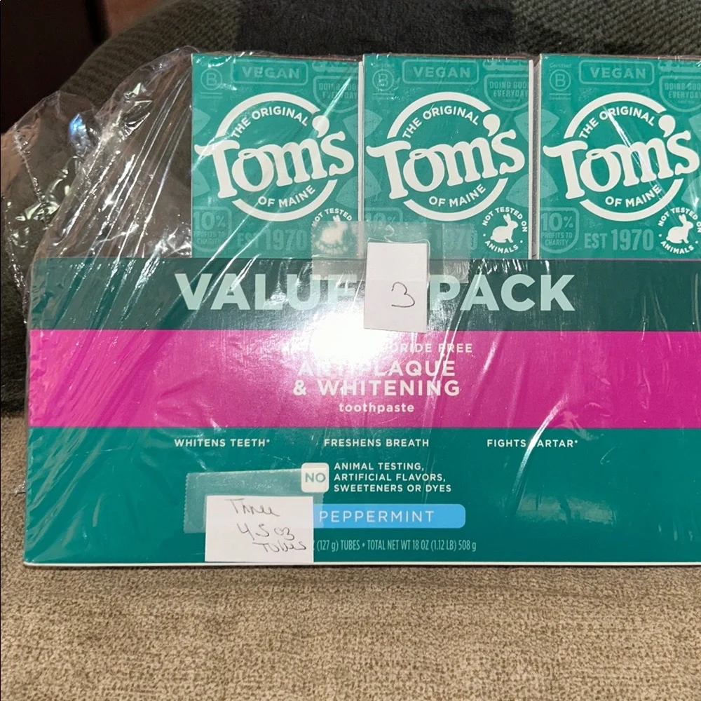 Tom's of Maine Antiplaque and Whitening Toothpaste, 4.5 oz, 3 pack EXP 7/27 - Picture 2 of 7